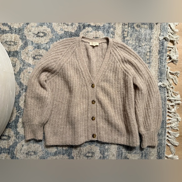 Sézane Basile Cardigan in Light Beige XL Pristine Condition - Picture 2 of 7